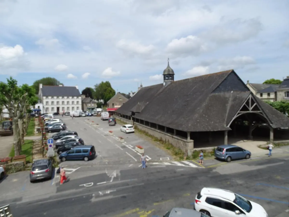La Croix D'Or Logis Hotels Le Faouet  France